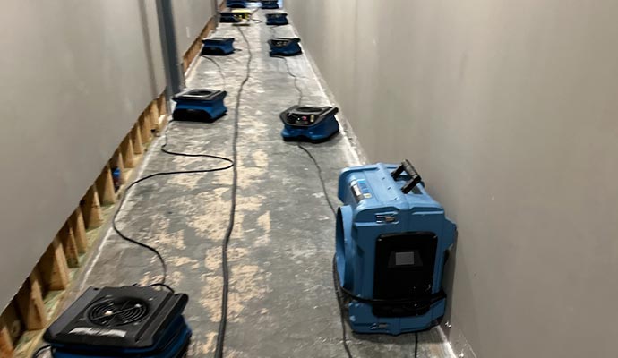 Water extraction service using equipment